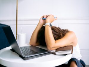 Is My Brain on Hiring Overload? 5 Signs You Might Have Decision Fatigue